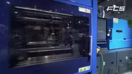 Injection molding of cookie container